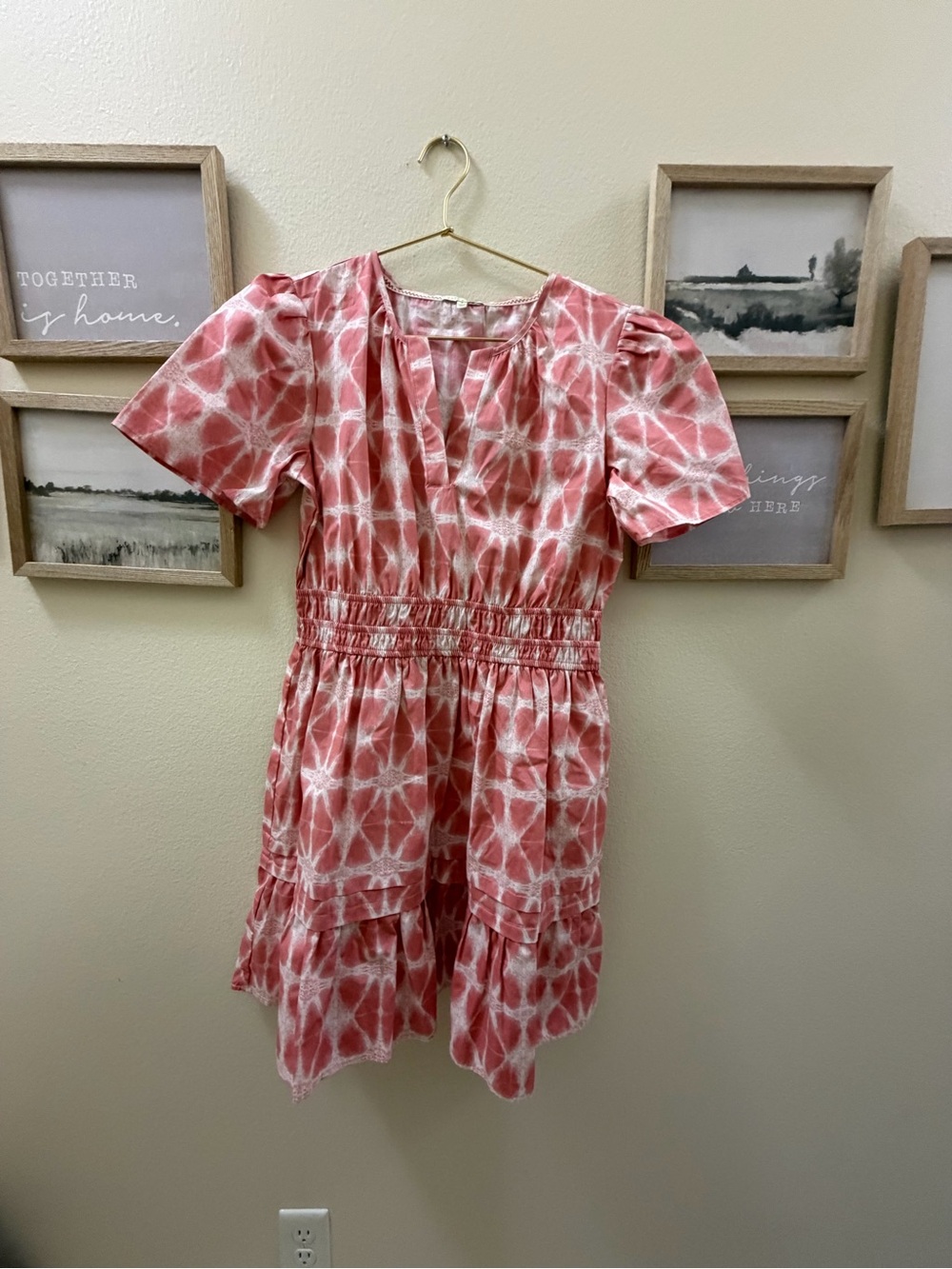 Women’s Pink Tie-Dye Tiered Smocked Waist Dress